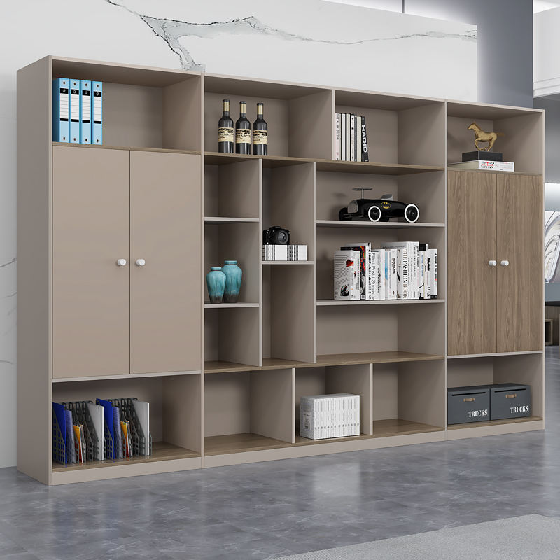 Modern office storage cabinet with shelves and lockable doors. خزانة تخزين مكتبية حديثة بأرفف وأبواب قابلة للإغلاق.